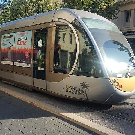 New Cheap Private Room, Kitchen , Overwieuw Sea,Tram On Spot, 12 Minutes From Nice Train Station With Tram , Beach In 17 Min Tram , Chambre Privee Pas Cher, Cuisine Equipee , Tram Sur Place, Apercu Mer, 12 Min De La Gare De Nice Avec Le Tram, 17 Min Dış mekan fotoğraf