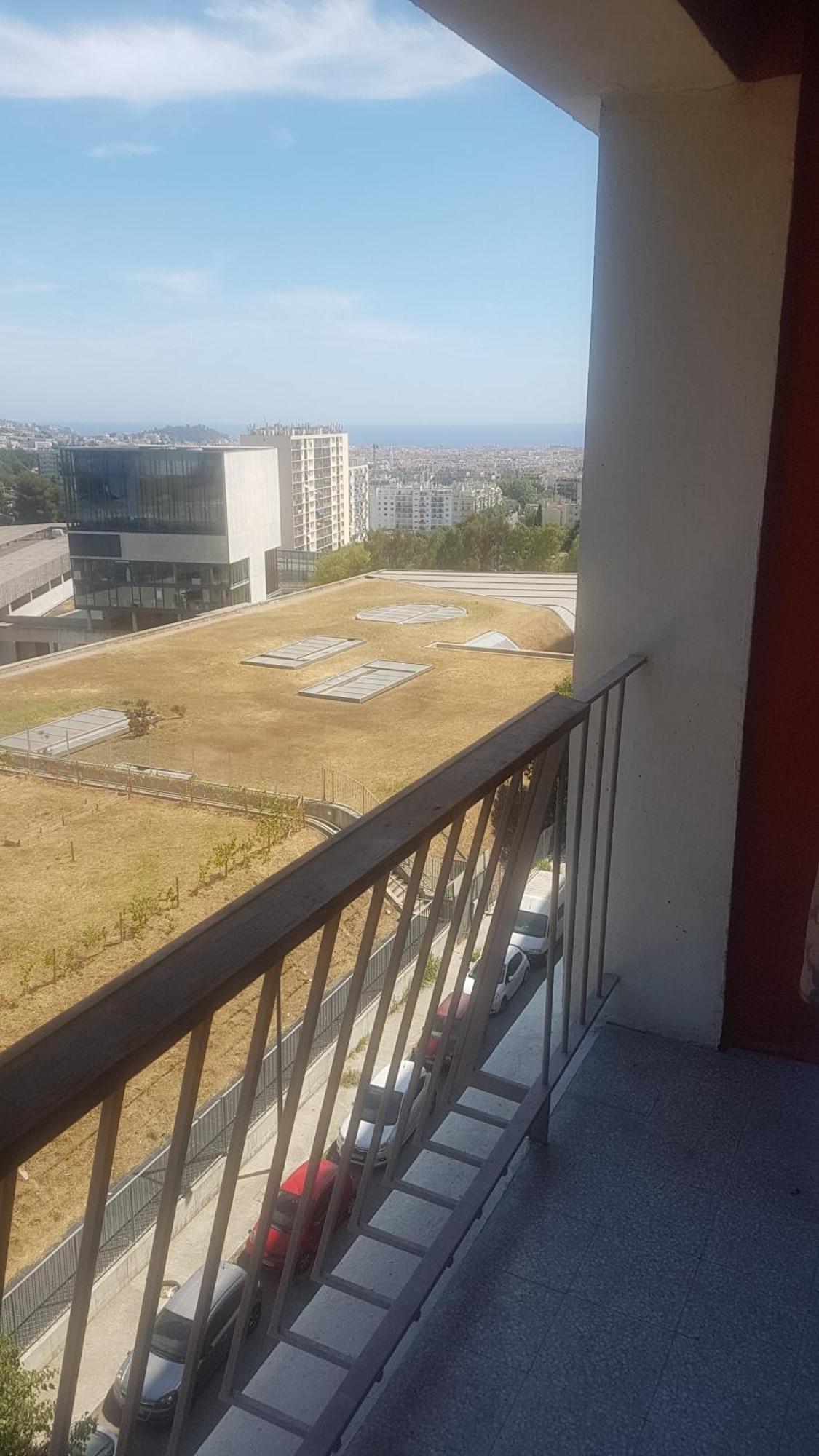 New Cheap Private Room, Kitchen , Overwieuw Sea,Tram On Spot, 12 Minutes From Nice Train Station With Tram , Beach In 17 Min Tram , Chambre Privee Pas Cher, Cuisine Equipee , Tram Sur Place, Apercu Mer, 12 Min De La Gare De Nice Avec Le Tram, 17 Min Oda fotoğraf
